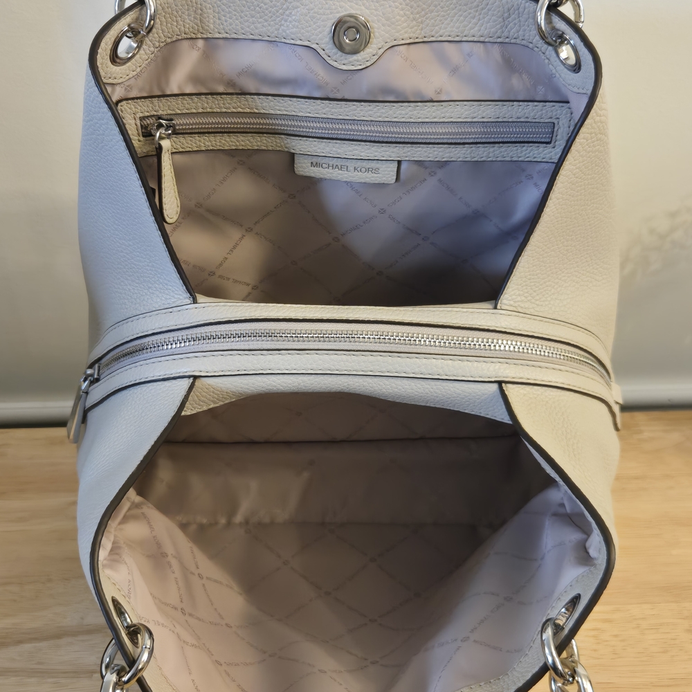 Michael Kors Kensington Large Leather Tote – Cream - Picture 9 of 10